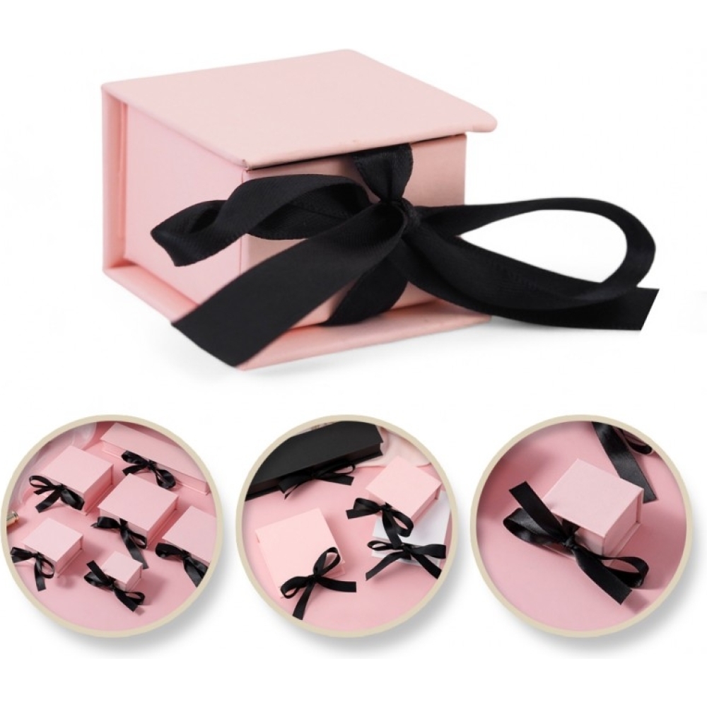 cutie decorativa pentru bijuterii inel sau cercei 5 x 5 x 35 cm cu funda neagra gonga 2