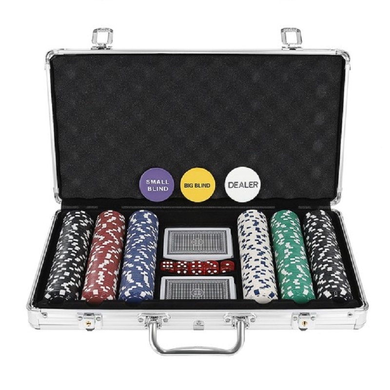 set-poker-300-jetoane-valiza-depozitare-de-aluminiu-gonga